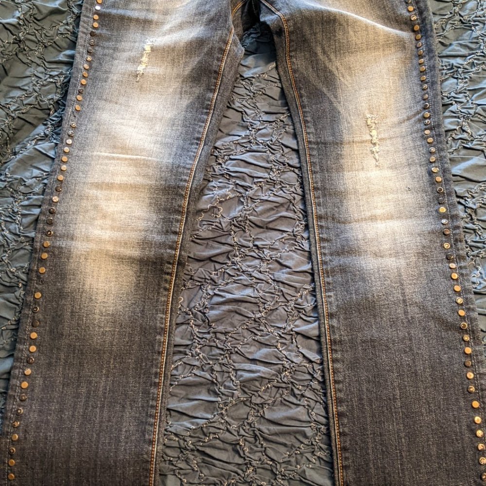 Jeans - Picture 4 of 5